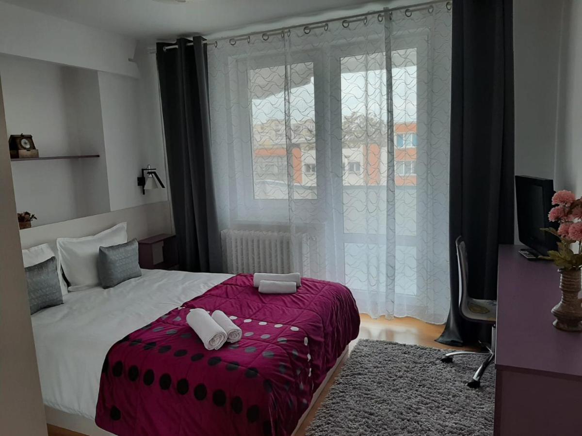 Chic Apartament Deva Dış mekan fotoğraf